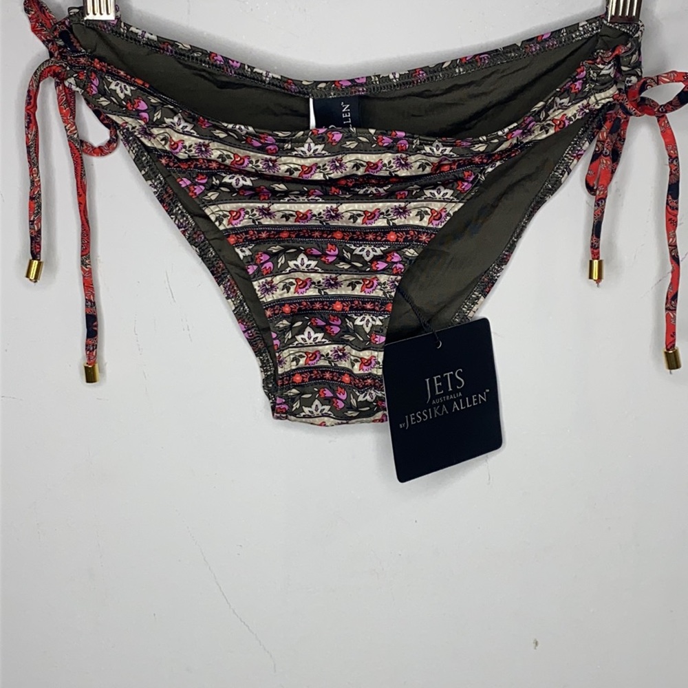 NWT JETS by Jessika Allen Tie Side Arabian Spice